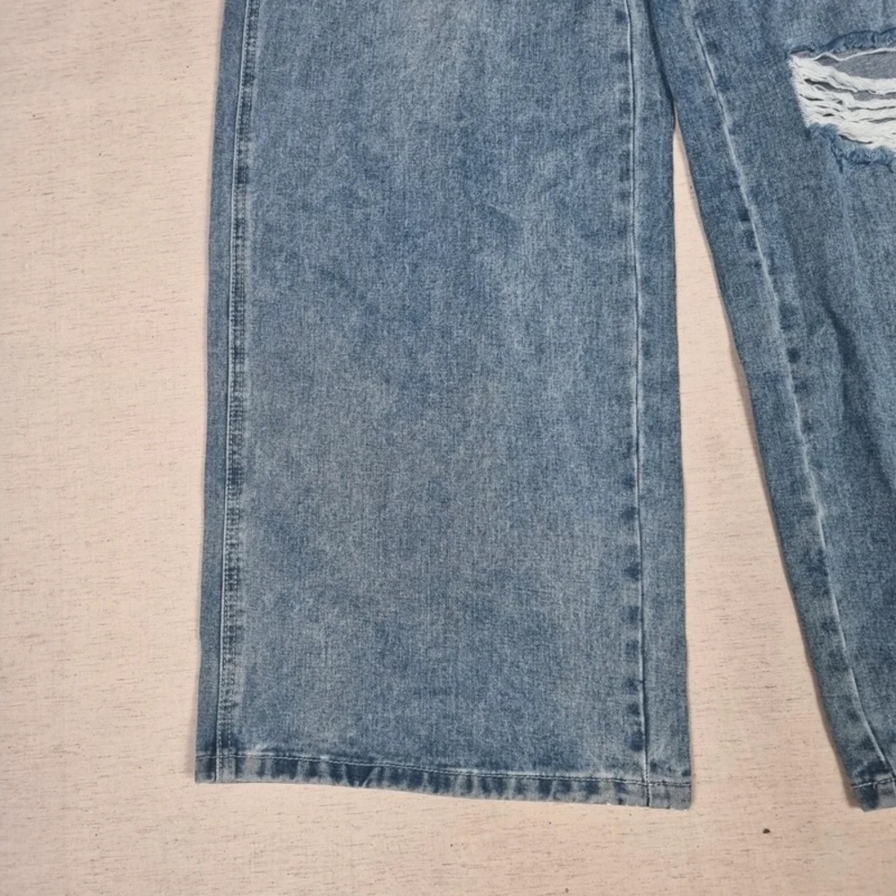 Missguided Light Blue Distressed Wide-Leg Jeans - Picture 2 of 8